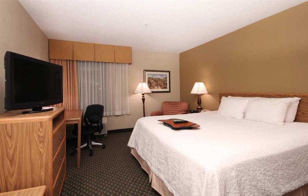 Countryside Inn Jackson Room photo